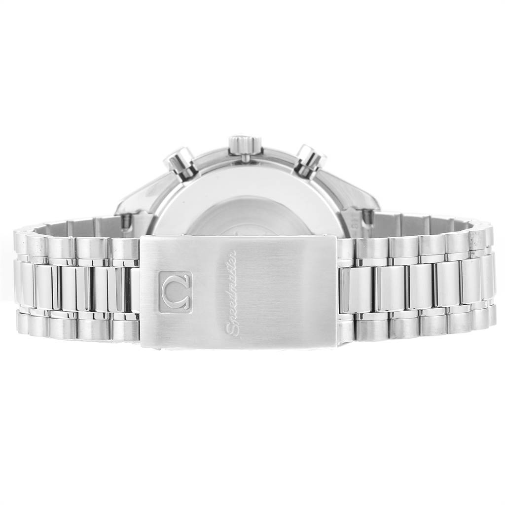 The image shows the back of an Omega Speedmaster 3510.50.00 Men
s Stainless Steel Black Dial 3510.50.00 Men
s Stainless Steel Black Dial watch, focusing on its metal bracelet and clasp.