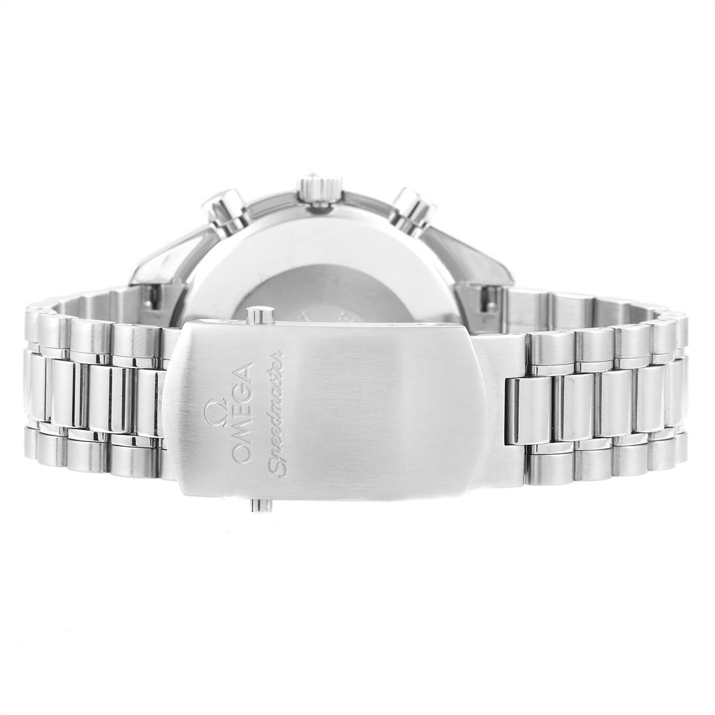 The image shows the back view of an Omega Speedmaster 3539.50.00 Men
s Stainless Steel Black Dial 3539.50.00 Men
s Stainless Steel Black Dial watch, focusing on the stainless steel bracelet and clasp.