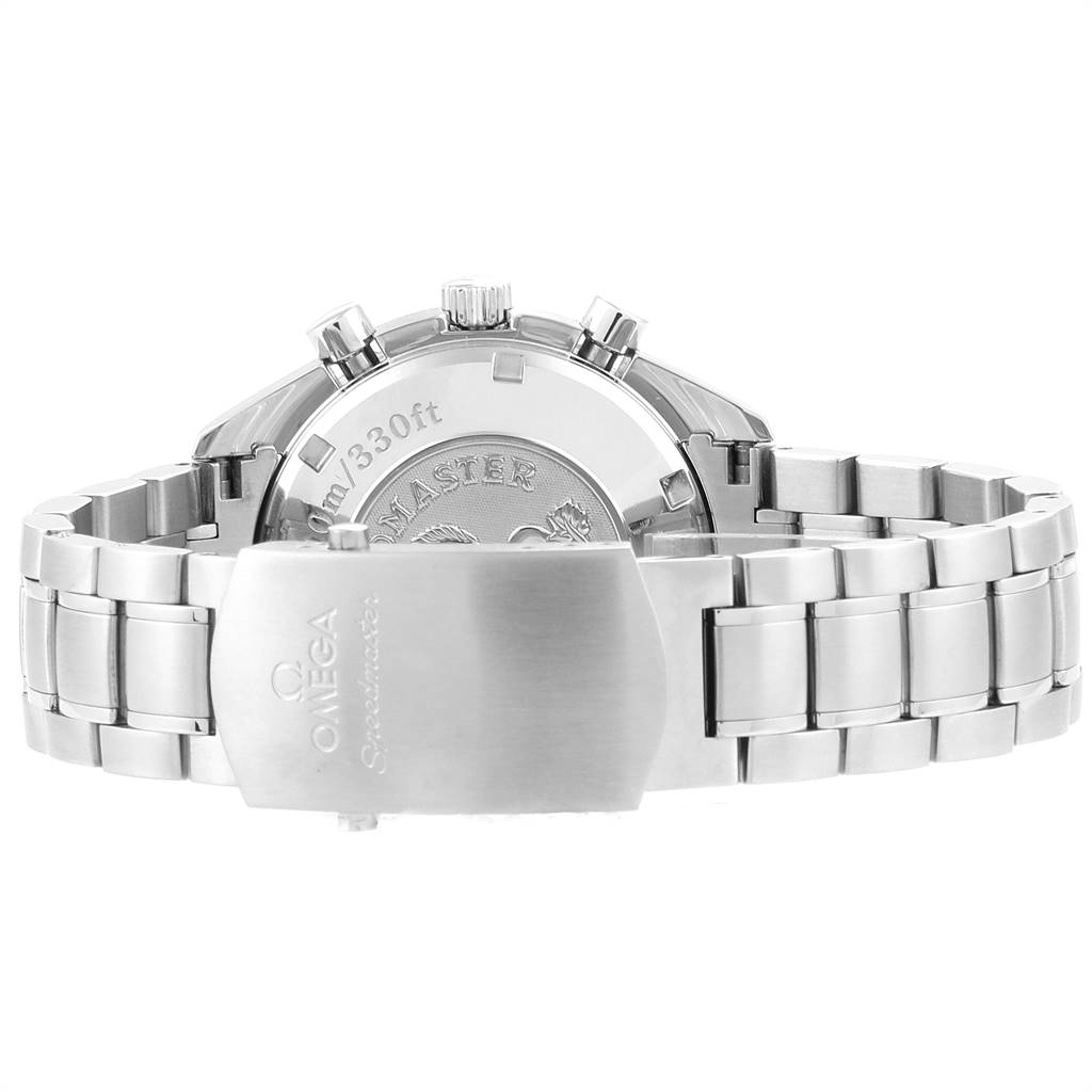 The image shows the back view of an Omega Speedmaster 323.30.40.40.04.001 Men
s Stainless Steel White Dial 323.30.40.40.04.001 Men
s Stainless Steel White Dial watch, focusing on the clasp and bracelet band.