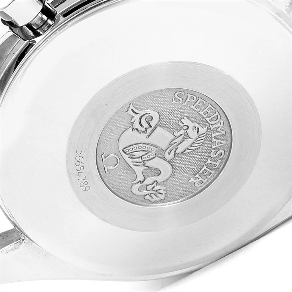 Image shows the back case of an Omega Speedmaster 3520.50.00 Men
s Stainless Steel Black Dial 3520.50.00 Men
s Stainless Steel Black Dial watch, highlighting the engraved logo and serial number.