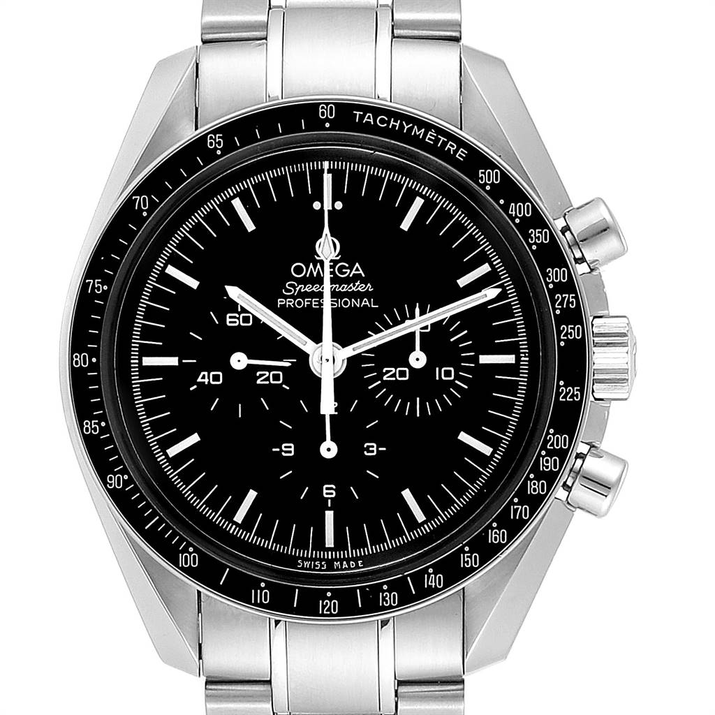 The image displays a frontal view of an Omega Speedmaster 3570.50.00 Men
s Stainless Steel Black Dial 3570.50.00 Men
s Stainless Steel Black Dial watch, showcasing the dial, bezel, and part of the bracelet.