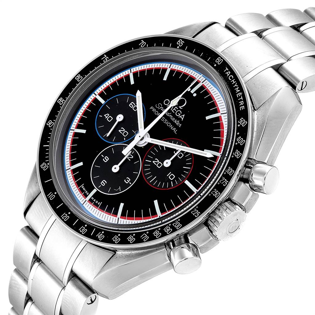 The image shows a close-up of an Omega Speedmaster 311.30.42.30.01.003 Men
s Stainless Steel Black Dial 311.30.42.30.01.003 Men
s Stainless Steel Black Dial watch, focusing on its face, bezel, and stainless steel bracelet.