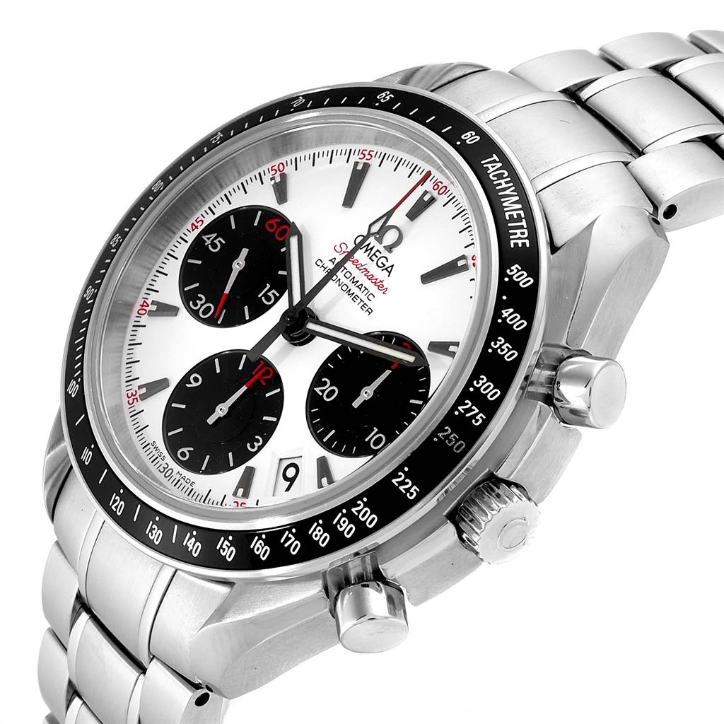 This is a close-up angle of the Omega Speedmaster 323.30.40.40.04.001 Men
s Stainless Steel White Dial 323.30.40.40.04.001 Men
s Stainless Steel White Dial watch, showing the dial, bezel, chronograph subdials, and stainless steel bracelet.