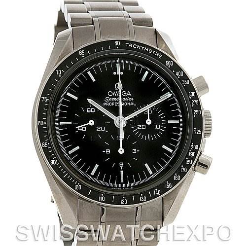 This image shows a frontal view of an Omega Speedmaster SPEEDMASTER PROFESSIONAL Men
s Stainless Steel Black Dial SPEEDMASTER PROFESSIONAL Men
s Stainless Steel Black Dial watch, displaying its dial, bezel, pushers, and bracelet.