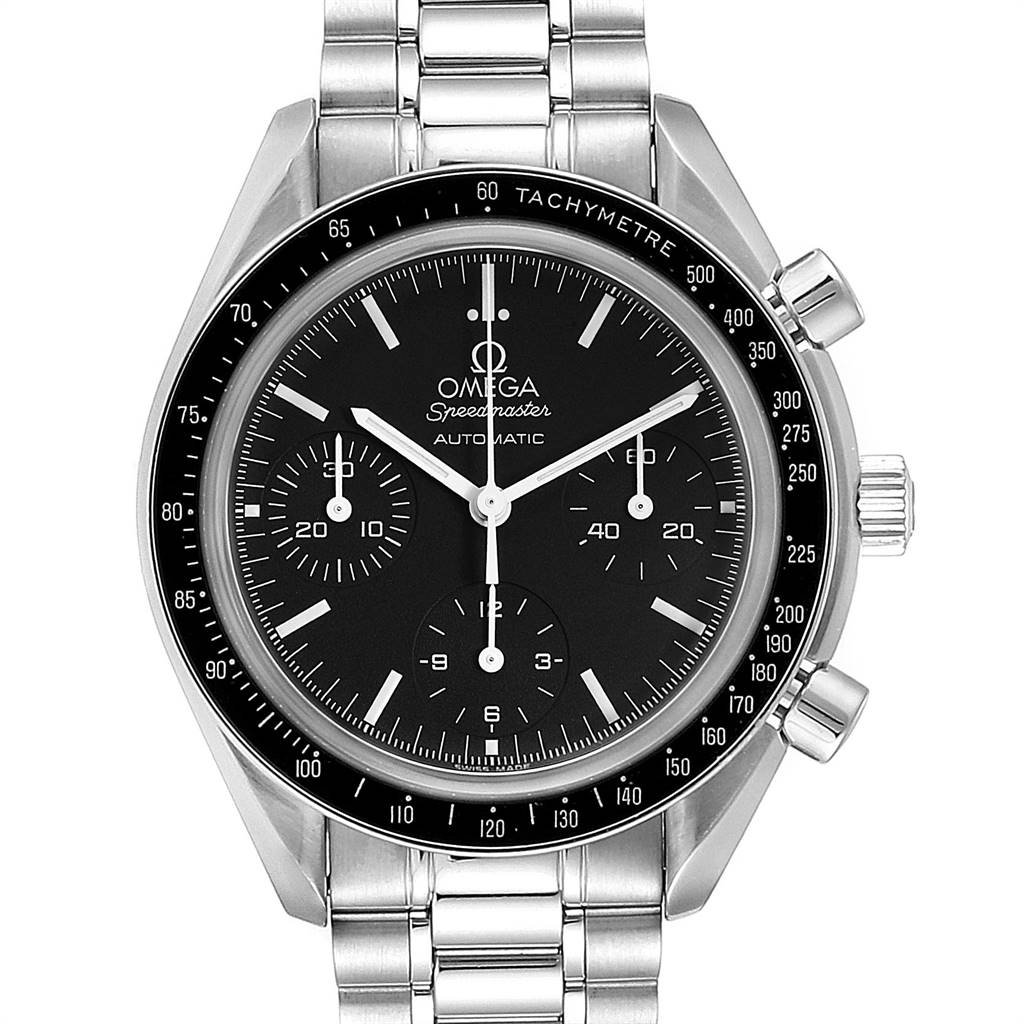 This image shows a front view of an Omega Speedmaster 3539.50.00 Men
s Stainless Steel Black Dial 3539.50.00 Men
s Stainless Steel Black Dial watch, highlighting the face, bezel, and stainless steel bracelet.