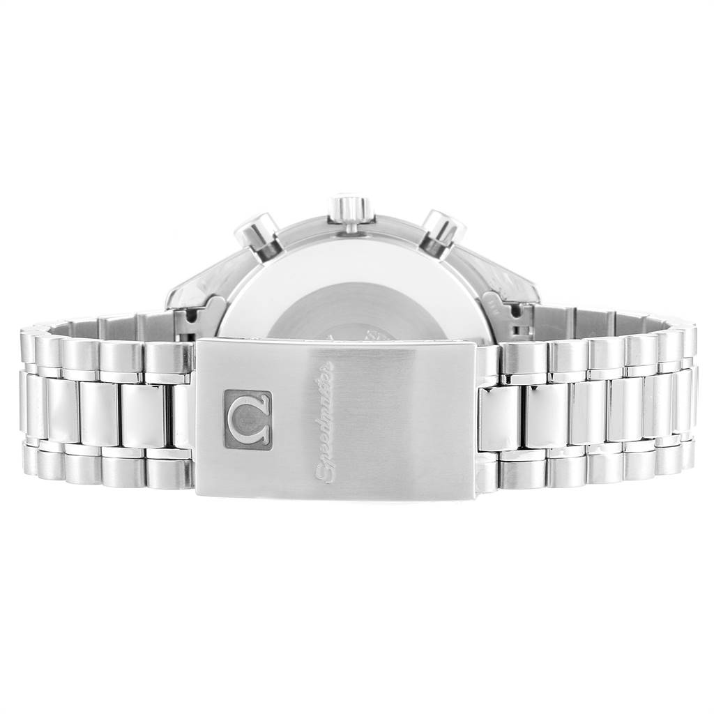 The image shows the rear side of the Omega Speedmaster 3510.50.00 Men
s Stainless Steel Black Dial 3510.50.00 Men
s Stainless Steel Black Dial watch, highlighting its clasp and stainless steel bracelet.