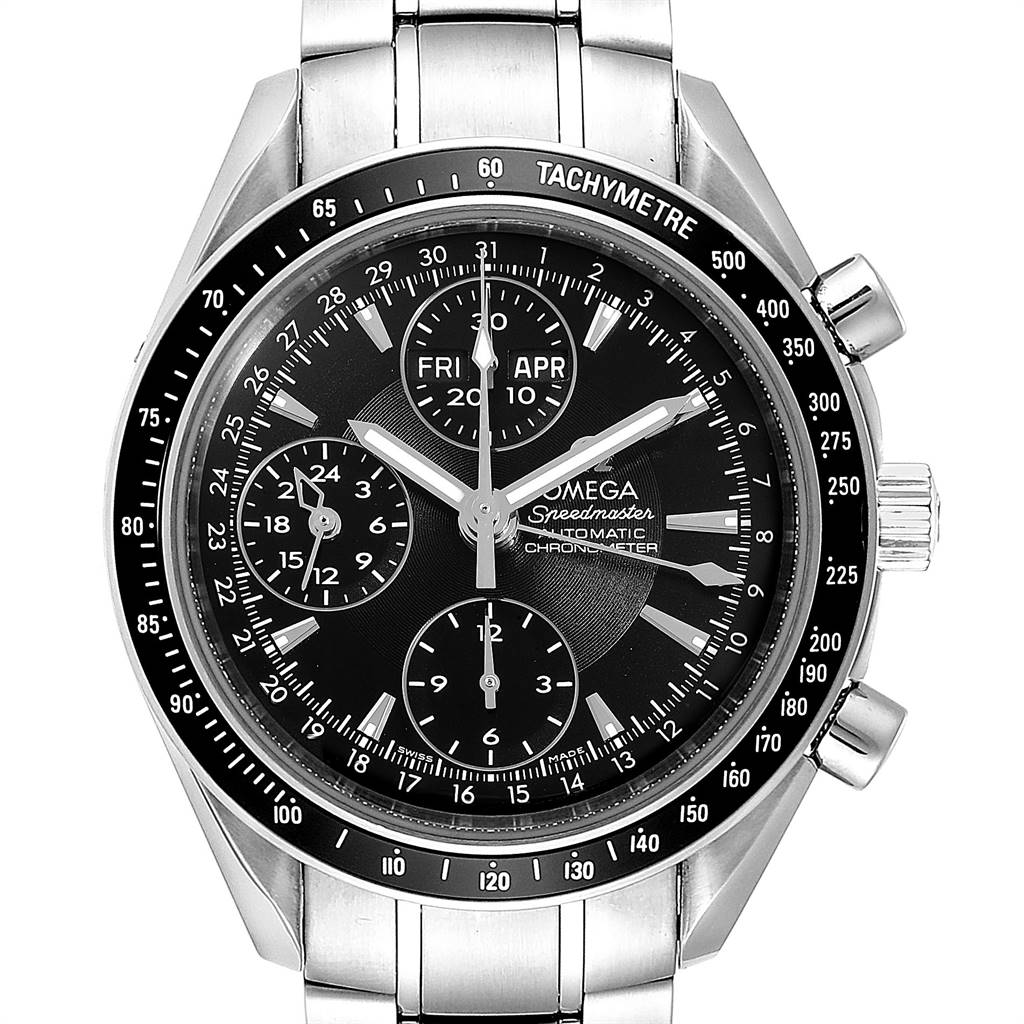 The image shows a front view of the Omega Speedmaster 3220.50.00 Men
s Stainless Steel Black Dial 3220.50.00 Men
s Stainless Steel Black Dial watch, highlighting its dial, bezel, chronograph subdials, and stainless steel bracelet.