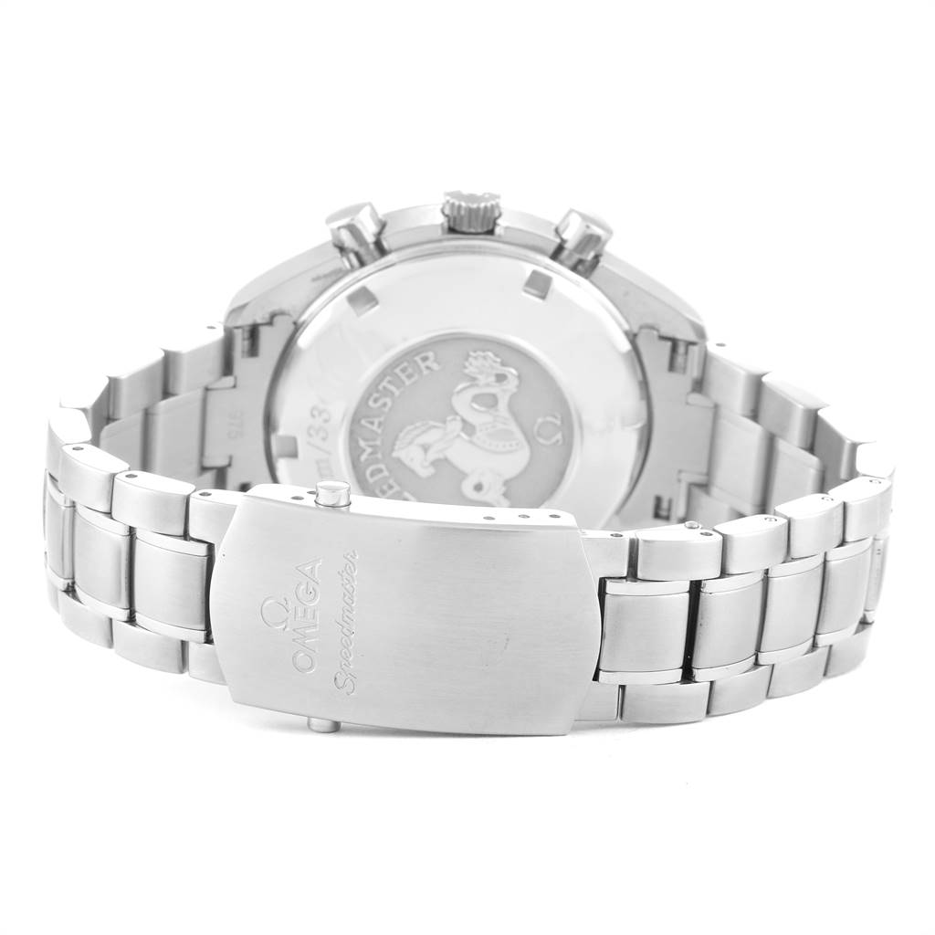 The image shows the rear view of the Omega Speedmaster 3220.50.00 Men
s Stainless Steel Black Dial 3220.50.00 Men
s Stainless Steel Black Dial watch, highlighting the bracelet and clasp.