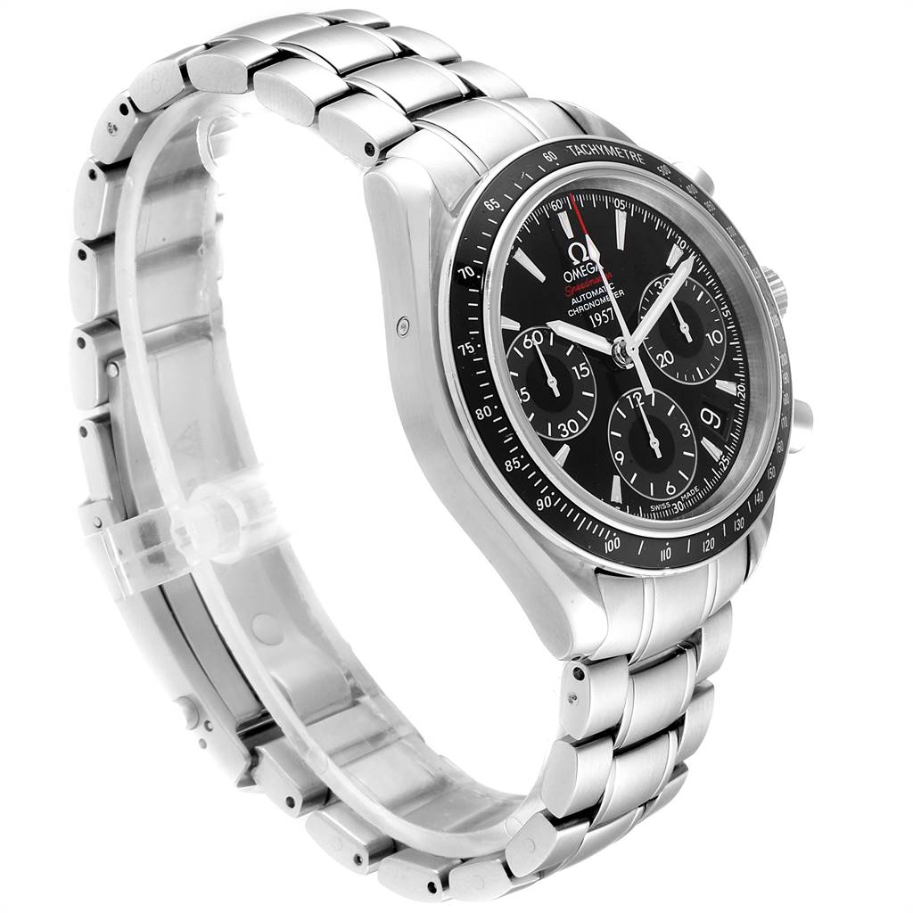 This image shows an angled view of the Omega Speedmaster 323.30.40.40.01.001 Men
s Stainless Steel Black Dial 323.30.40.40.01.001 Men
s Stainless Steel Black Dial watch, highlighting the bracelet, dial, and bezel.