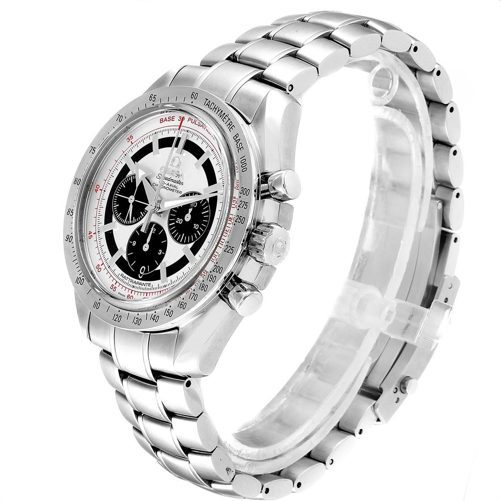 The image shows an angled side view of an Omega Speedmaster 3582.31.00 Men
s Stainless Steel Silver Dial 3582.31.00 Men
s Stainless Steel Silver Dial watch, highlighting the face and metal band.