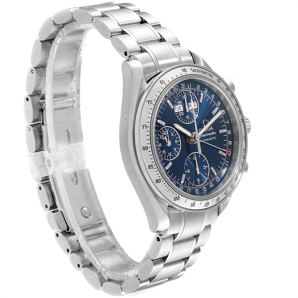 This image shows a side angle view of an Omega Speedmaster 3523.80.00 Men
s Stainless Steel Blue Dial 3523.80.00 Men
s Stainless Steel Blue Dial watch, highlighting its blue dial, chronograph features, and metal bracelet.
