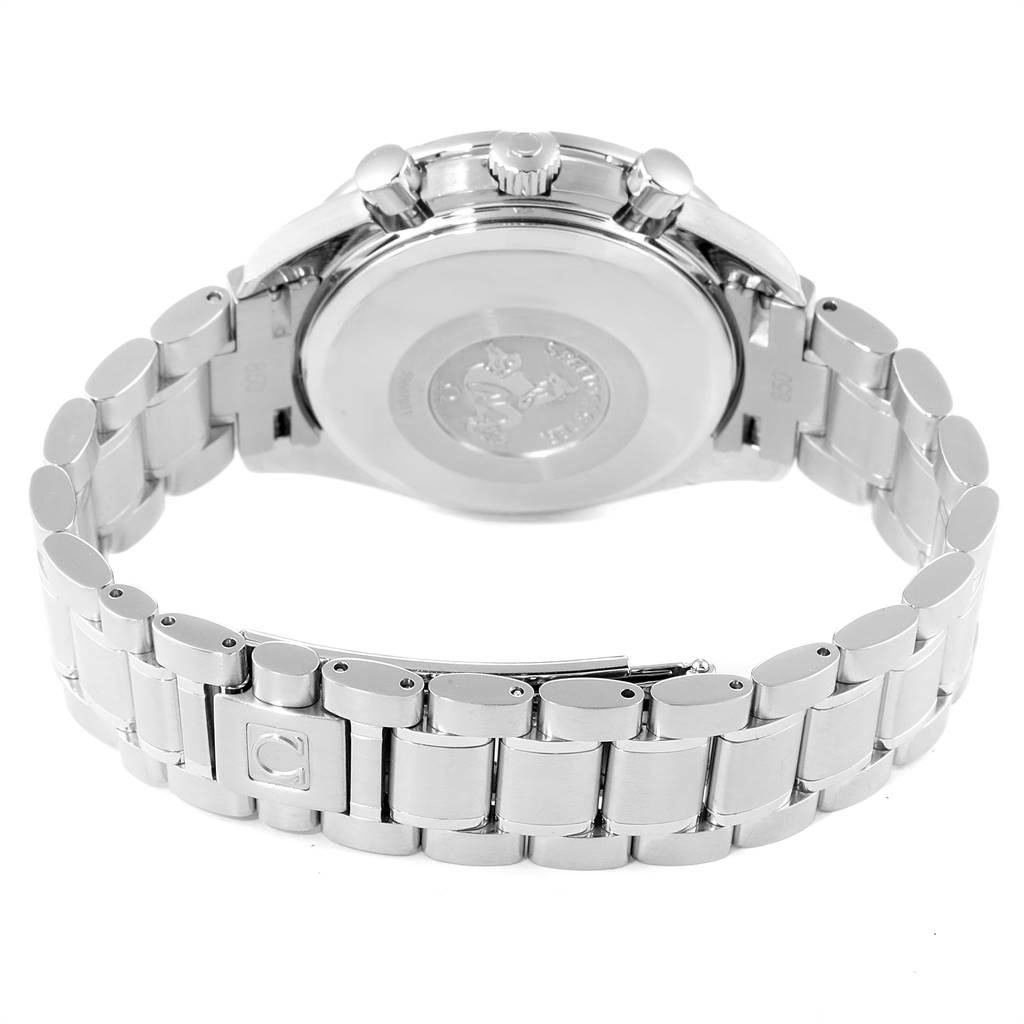 The back view of the Omega Speedmaster 3523.80.00 Men
s Stainless Steel Blue Dial 3523.80.00 Men
s Stainless Steel Blue Dial watch shows the case back, crown, pushers, and metal bracelet.