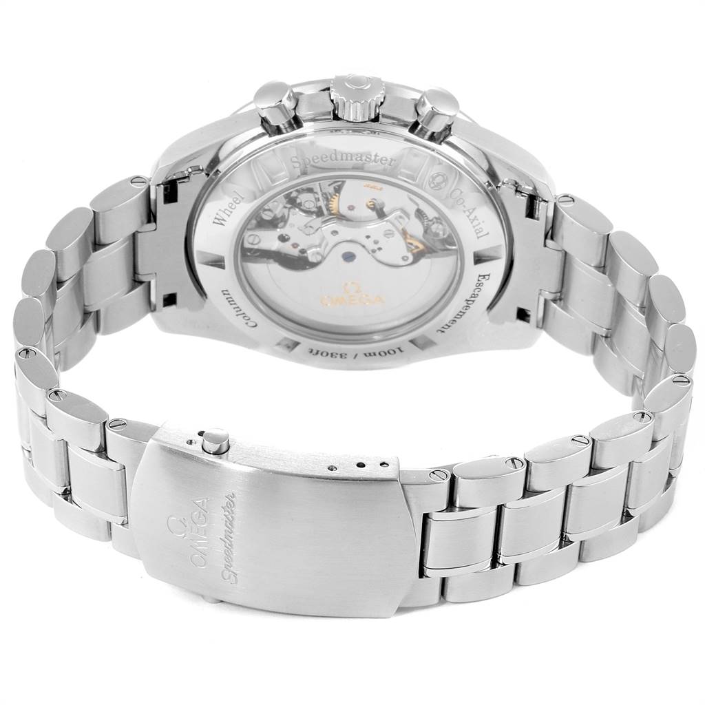 The image shows the back and bracelet of an Omega Speedmaster 311.30.44.50.01.002 Men
s Stainless Steel Black Dial 311.30.44.50.01.002 Men
s Stainless Steel Black Dial watch, highlighting its transparent case back and clasp.