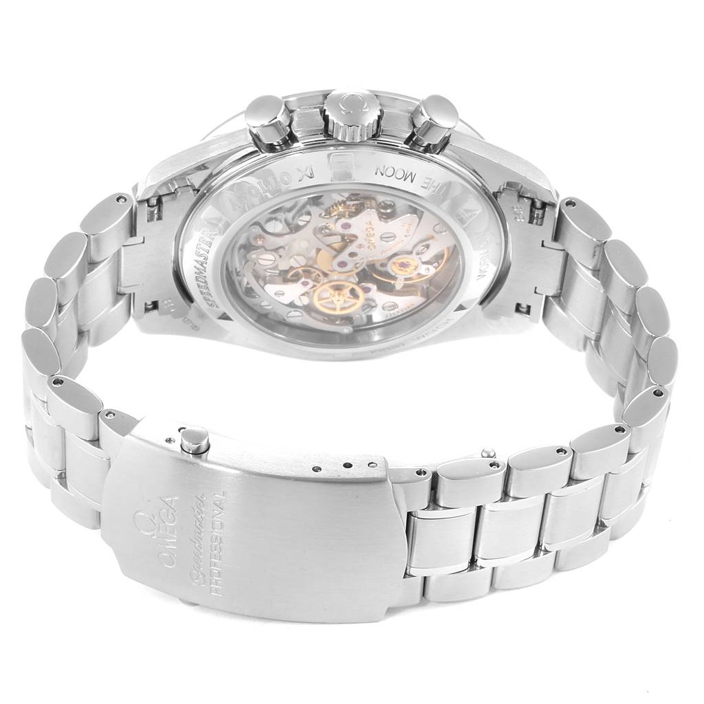 This image shows the back view of an Omega Speedmaster 3572.50.00 Men
s Stainless Steel Black Dial 3572.50.00 Men
s Stainless Steel Black Dial watch, highlighting its exposed movement and metal bracelet.