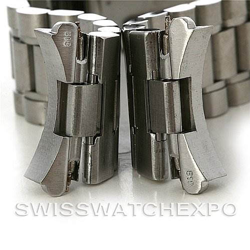 The image shows a close-up of the stainless steel bracelet links for an Omega Speedmaster Men's Stainless Steel Black Dial Men's Stainless Steel Black Dial watch.