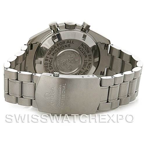 The image shows the back view of an Omega Speedmaster 3570.50 Men
s Stainless Steel Black Dial 3570.50 Men
s Stainless Steel Black Dial watch, highlighting the bracelet, clasp, and case back with inscriptions.