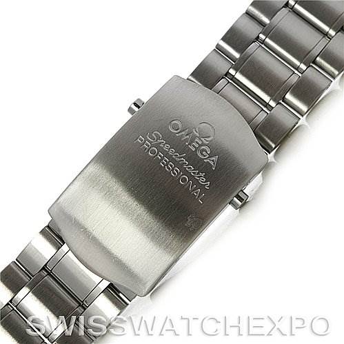 The image shows the stainless steel clasp of an Omega Speedmaster 3570.50 Men
s Stainless Steel Black Dial 3570.50 Men
s Stainless Steel Black Dial Professional watch bracelet.