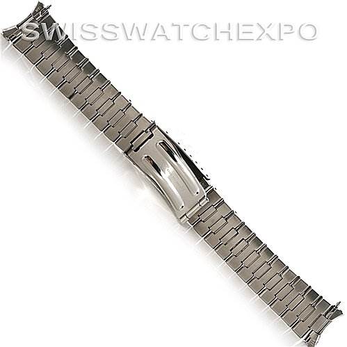 The image shows a laid-flat metal bracelet for an Omega Speedmaster 3510.50.00 Men
s Stainless Steel Black Dial 3510.50.00 Men
s Stainless Steel Black Dial watch, highlighting its clasp and links.