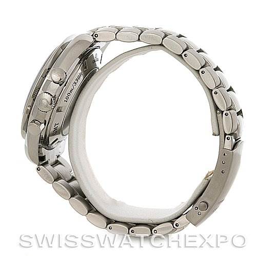 This side angle view of the Omega Speedmaster 3581.30.00 Men's Stainless Steel White Dial 3581.30.00 Men's Stainless Steel White Dial showcases the bracelet, clasp, and side profile of the watch case.