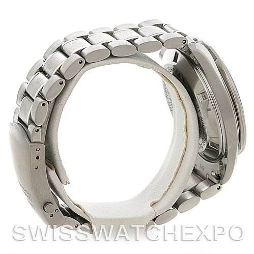 The image shows a side view of an Omega Speedmaster 3570.50 Men
s Stainless Steel Black Dial 3570.50 Men
s Stainless Steel Black Dial watch, highlighting the band links and partially the case.