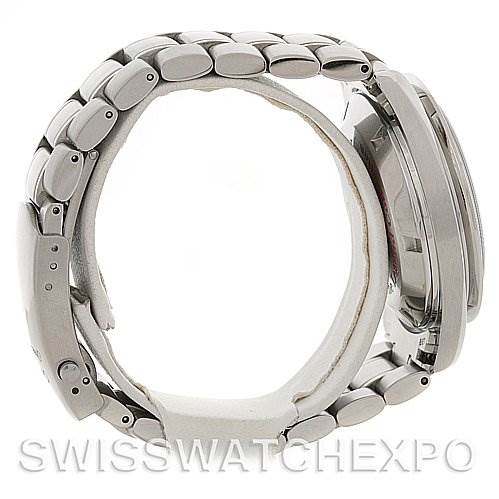 The image shows a side view of an Omega Speedmaster 3506.31 Men
s Stainless Steel Silver Dial 3506.31 Men
s Stainless Steel Silver Dial watch, focusing on the bracelet and the watch case.