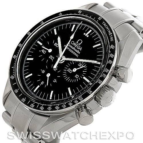 This image shows an angled view of an Omega Speedmaster 3572.50.00 Men
s Stainless Steel Black Dial 3572.50.00 Men
s Stainless Steel Black Dial watch, highlighting its face, bezel, and stainless steel bracelet.