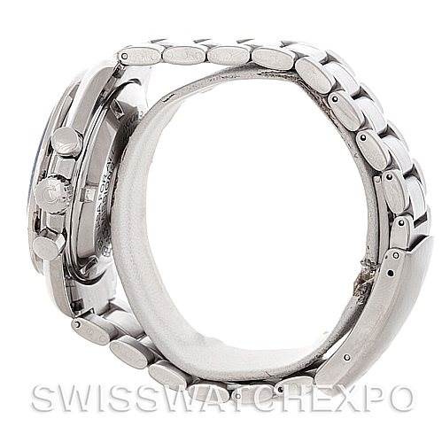 The image shows a side view of the Omega Speedmaster 3570.50.00 Men
s Stainless Steel Black Dial 3570.50.00 Men
s Stainless Steel Black Dial watch displaying its metal bracelet and side buttons.