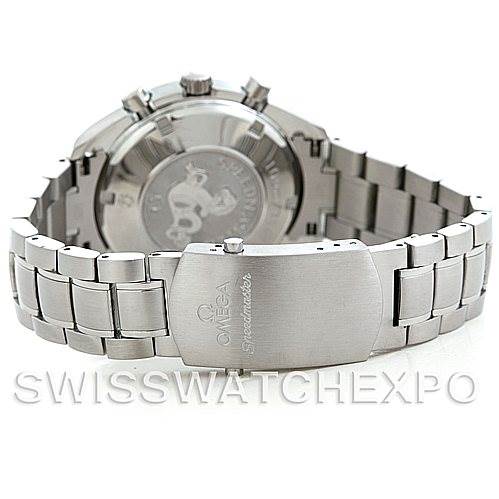 This image shows the backside and clasp of an Omega Speedmaster 3210.50.00 Men
s Stainless Steel Black Dial 3210.50.00 Men
s Stainless Steel Black Dial watch, emphasizing its metal bracelet.