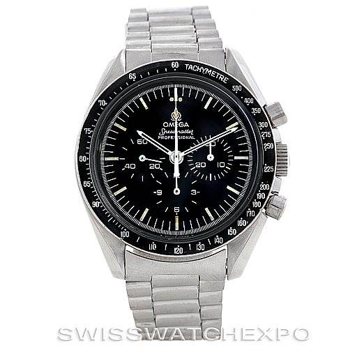 The image shows a front view of the Omega Speedmaster 145.022 Men
s Stainless Steel Black Dial 145.022 Men
s Stainless Steel Black Dial watch, highlighting the face, bezel, and bracelet.