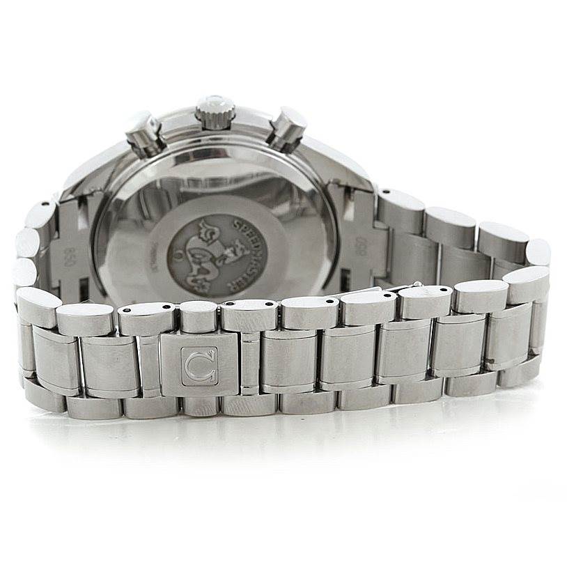 The image shows the back view of an Omega Speedmaster 3513.50.00 Men
s Stainless Steel Black Dial 3513.50.00 Men
s Stainless Steel Black Dial watch, highlighting the case back and metal bracelet.