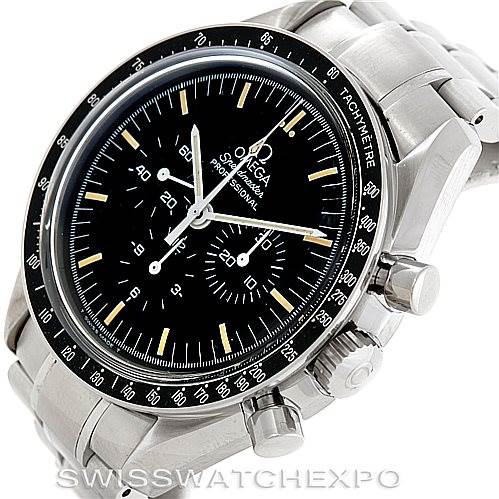 The image shows an angled view of an Omega Speedmaster 3572.50.00 Men
s Stainless Steel Black Dial 3572.50.00 Men
s Stainless Steel Black Dial watch, highlighting the face, bezel, and chronograph pushers.