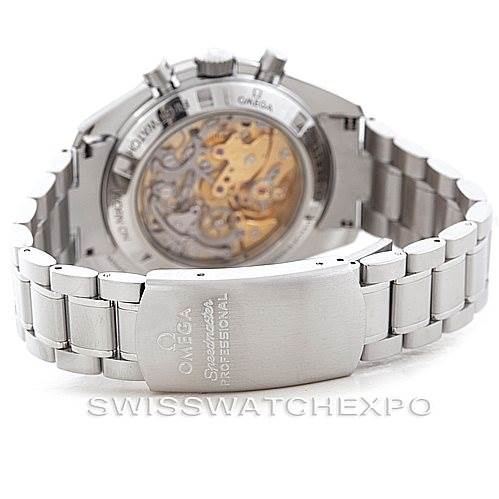 The image shows the back view of an Omega Speedmaster 3572.50.00 Men
s Stainless Steel Black Dial 3572.50.00 Men
s Stainless Steel Black Dial watch, highlighting its stainless steel bracelet and transparent case back.