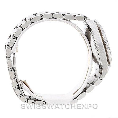 This image shows a side profile of an Omega Speedmaster 3515.20.00 Men
s Stainless Steel White Dial 3515.20.00 Men
s Stainless Steel White Dial watch, highlighting the bracelet and the case.