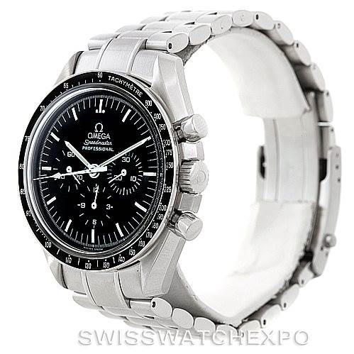 The image shows the Omega Speedmaster 3570.50.00 Men
s Stainless Steel Black Dial 3570.50.00 Men
s Stainless Steel Black Dial watch at a 3 o
clock angle, highlighting the bezel, dial, crown, and metal bracelet.