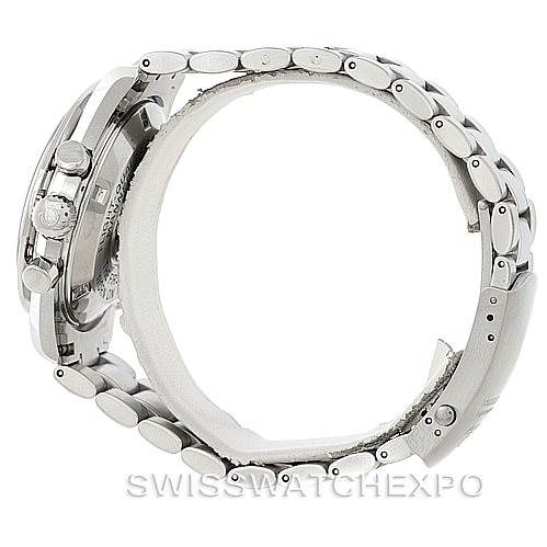 The image shows the side view of an Omega Speedmaster 3570.50.00 Men
s Stainless Steel Black Dial 3570.50.00 Men
s Stainless Steel Black Dial, highlighting its side case and metal bracelet.