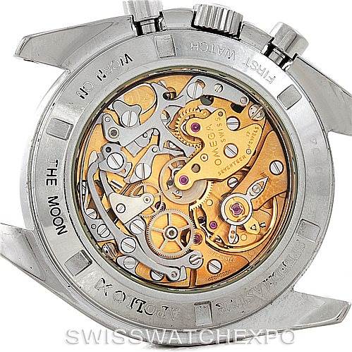 This image shows the case back view of an Omega Speedmaster 3592.50.00 Men
s Stainless Steel Black Dial 3592.50.00 Men
s Stainless Steel Black Dial, revealing the intricate mechanical movement inside.