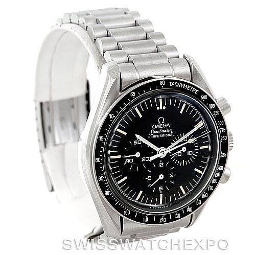 The image shows an Omega Speedmaster 3592.50.00 Men
s Stainless Steel Black Dial 3592.50.00 Men
s Stainless Steel Black Dial watch at a three-quarter angle, highlighting the face, bezel, and metal bracelet.