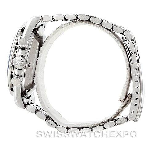 This image shows the side view of the Omega Speedmaster Men
s Stainless Steel Black Dial Men
s Stainless Steel Black Dial watch, highlighting the case, crown, pushers, and bracelet.