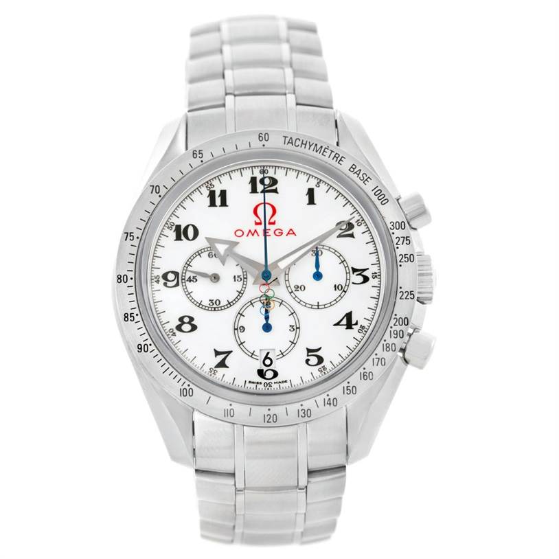 The image shows a frontal view of the Omega Speedmaster 321.10.42.50.04.001 Men
s Stainless Steel White Dial 321.10.42.50.04.001 Men
s Stainless Steel White Dial watch, displaying the dial, bezel, and stainless steel bracelet.