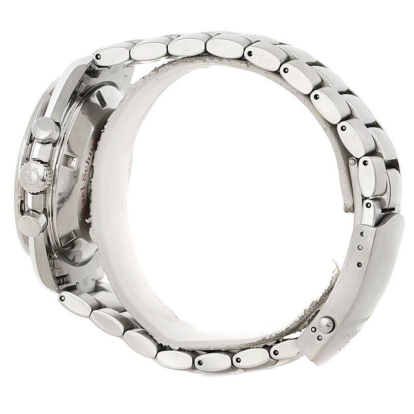 This side view of the Omega Speedmaster 3506.31.00 Men
s Stainless Steel Silver Dial 3506.31.00 Men
s Stainless Steel Silver Dial watch shows the side of the case and the stainless steel bracelet.