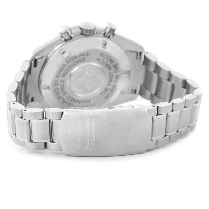 The image shows the back and clasp of an Omega Speedmaster 3597.21.00 Men
s Stainless Steel Black Dial 3597.21.00 Men
s Stainless Steel Black Dial watch, highlighting the engraving and bracelet.