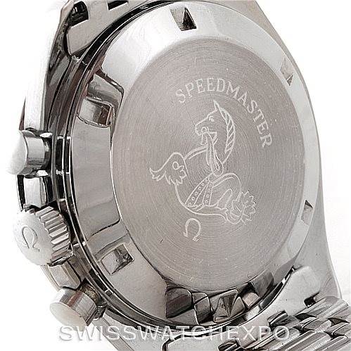 This image shows the back case and sides of an Omega Speedmaster Men
s Stainless Steel Black Dial Men
s Stainless Steel Black Dial watch, featuring its engraved logo and metal bracelet.