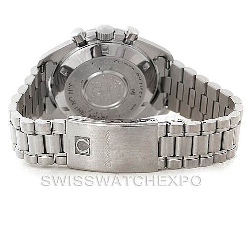 The image shows the back view of an Omega Speedmaster Men
s Stainless Steel Black Dial Men
s Stainless Steel Black Dial watch, highlighting the metal bracelet and clasp.