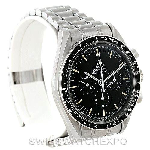 The image shows an angled view of an Omega Speedmaster 3592.50.00 Men
s Stainless Steel Black Dial 3592.50.00 Men
s Stainless Steel Black Dial watch, displaying its face, bezel, and bracelet.