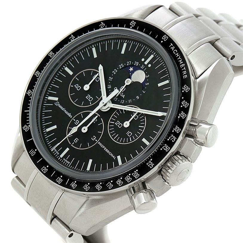 omega speedmaster professional moonwatch moonphase