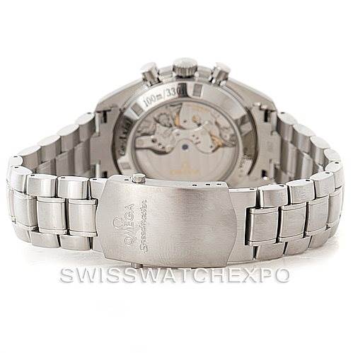 The image shows the back view of an Omega Speedmaster 321.10.42.50.01.001 Men
s Stainless Steel Black Dial 321.10.42.50.01.001 Men
s Stainless Steel Black Dial watch, highlighting the clasp, bracelet, and the transparent case back.