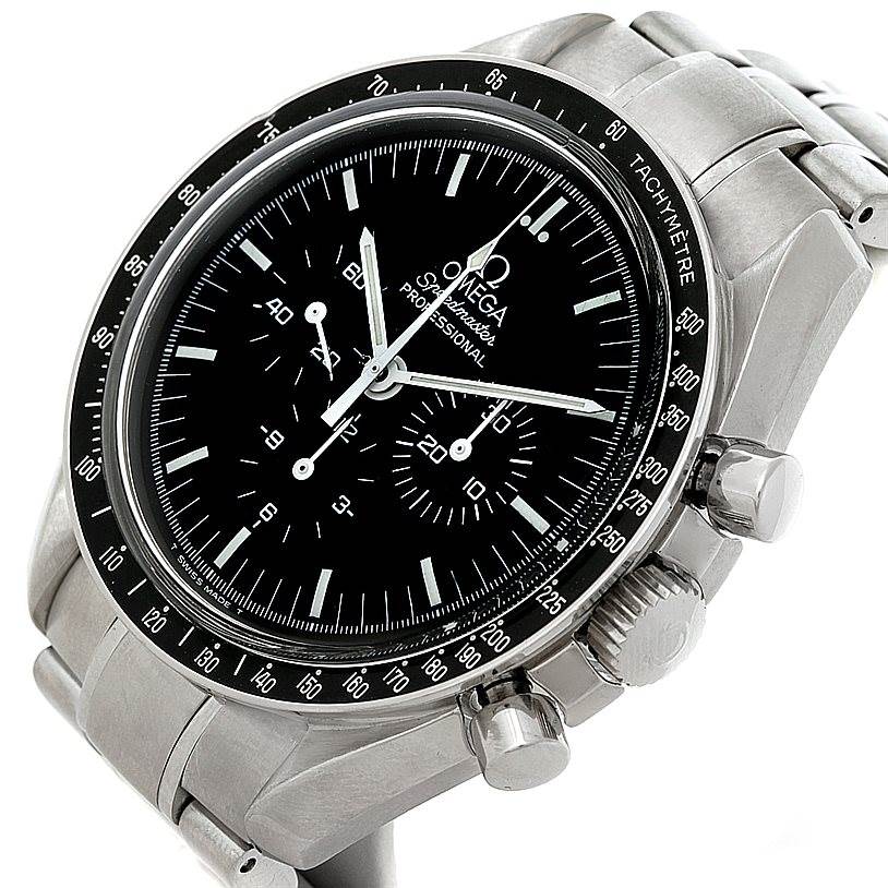 This image shows an angled view of the Omega Speedmaster 48365704 Men
s Stainless Steel Black Dial 48365704 Men
s Stainless Steel Black Dial watch, highlighting the face, bezel, and chronograph pushers.