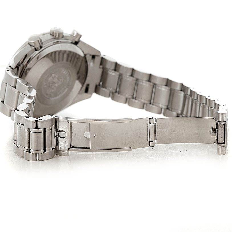 The image shows the Omega Speedmaster 3523.80.00 Men
s Stainless Steel Blue Dial 3523.80.00 Men
s Stainless Steel Blue Dial watch from a rear angle, focusing on the stainless steel bracelet and clasp.