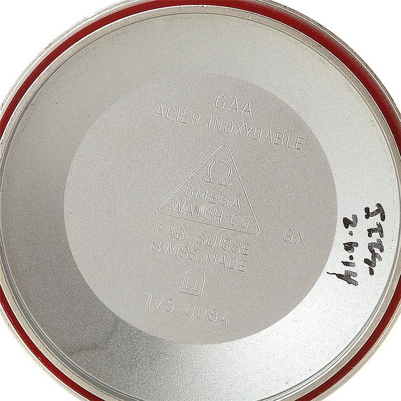 This is the case back of an Omega Speedmaster 3523.80.00 Men
s Stainless Steel Blue Dial 3523.80.00 Men
s Stainless Steel Blue Dial watch shown from the inner side.