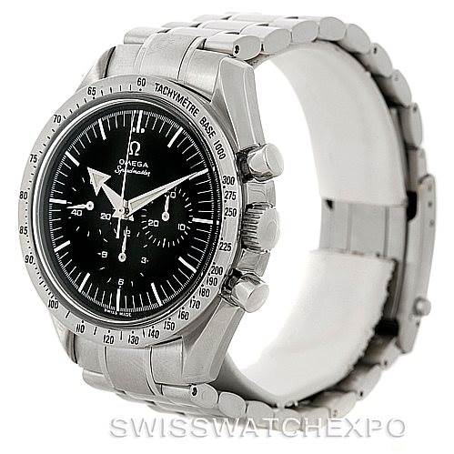 This image depicts an Omega Speedmaster 3594.50.00 Men
s Stainless Steel Black Dial 3594.50.00 Men
s Stainless Steel Black Dial watch from a 3/4 angle, showing its face, bezel, side crown, and part of the bracelet.